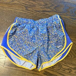 Nike Women's Blue and Yellow shorts. Size M